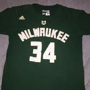 Giannis Antetokounmpo adidas Shirt